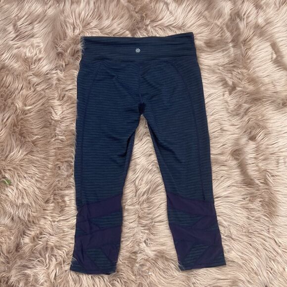 Athleta Jacquard Mantra High Waisted Mesh Detail Capri Legging Navy Blue Stripe - Picture 3 of 12
